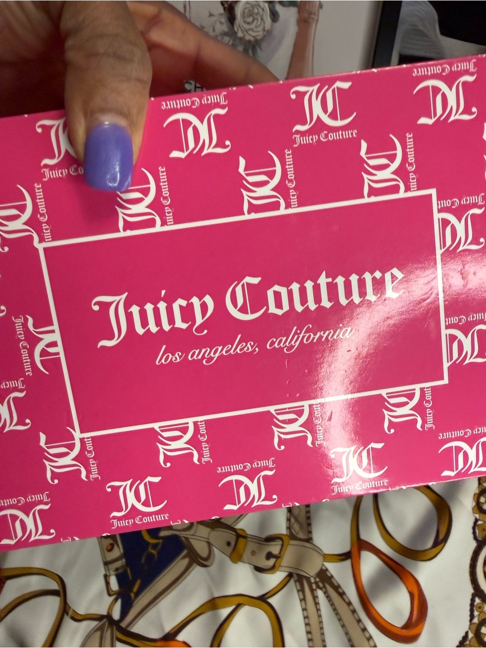 Juicy Couture Black Floral Wristlet with Black Flower mirror NWT - Picture 4 of 8